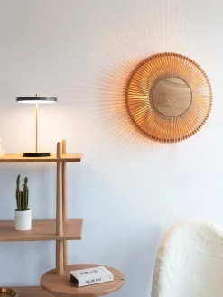 Lámpara de mesa LED pequeña regulable Asteria