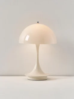 Lámpara de mesa LED regulable Panthella 160, diseño Verner Panton