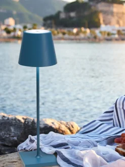 Lámpara de mesa LED regulable Poldina, portátil