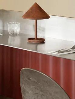 Lámpara de mesa LED regulable Terra, portátil