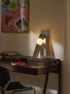 Lámpara de mesa Lewis