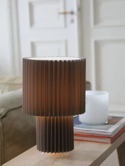 Lámpara de mesa pequeña Catis