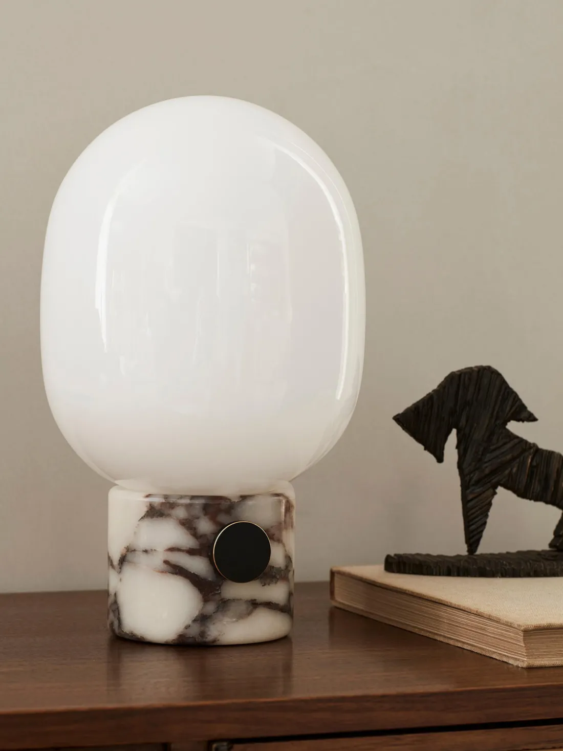 Lámpara de mesa pequeña regulable JWDA, 32 cm