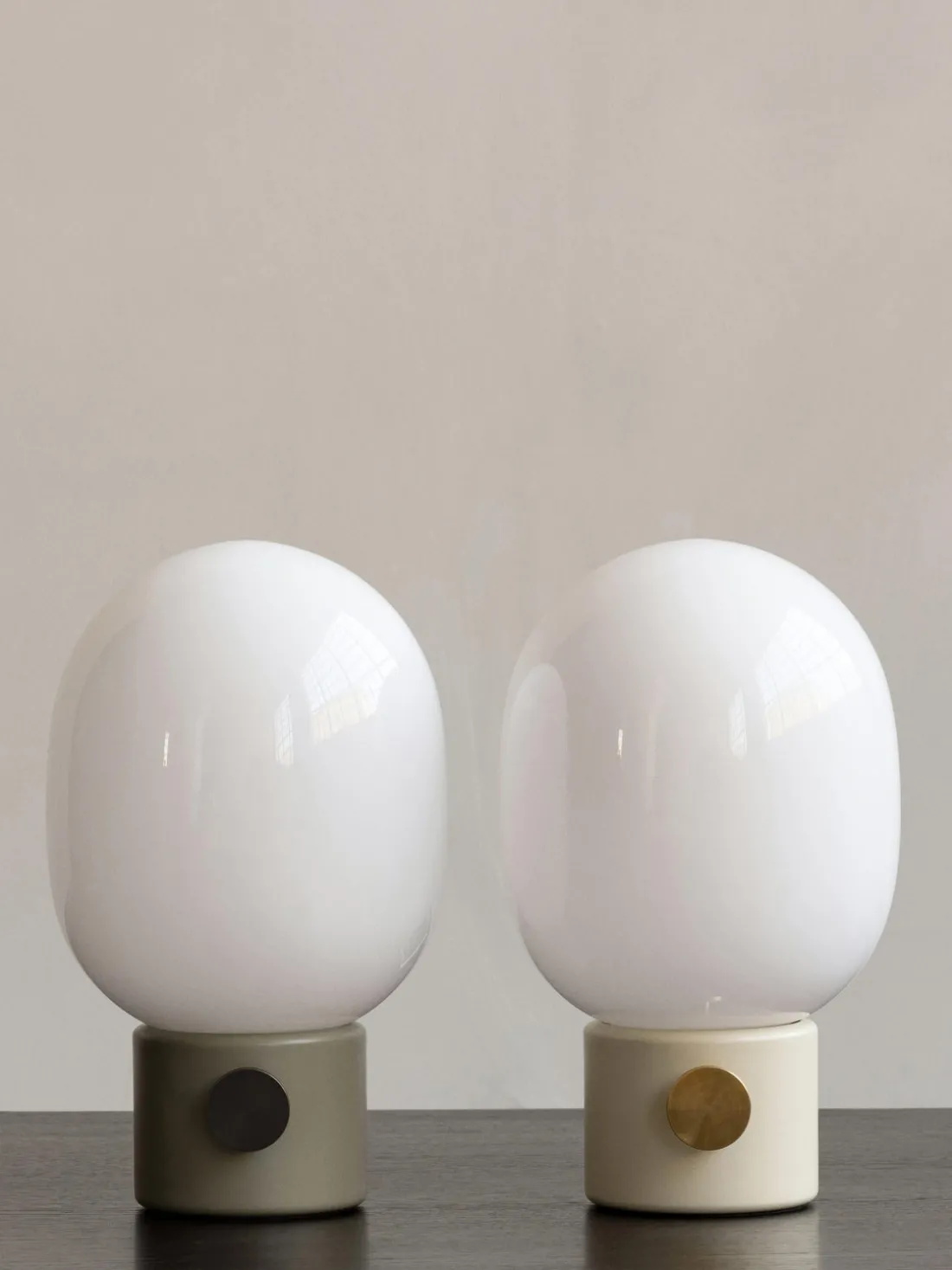 Lámpara de mesa pequeña regulable JWDA, 29 cm