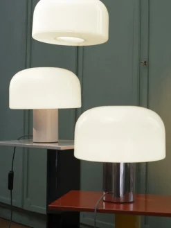 Lámpara de mesa regulable de cristal opalino Bellhop