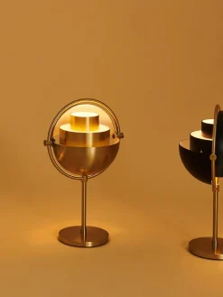 Lámpara de mesa regulable y ajustable Multi-Lite, portátil