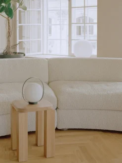 Lámpara de mesa regulable Lantern, portátil