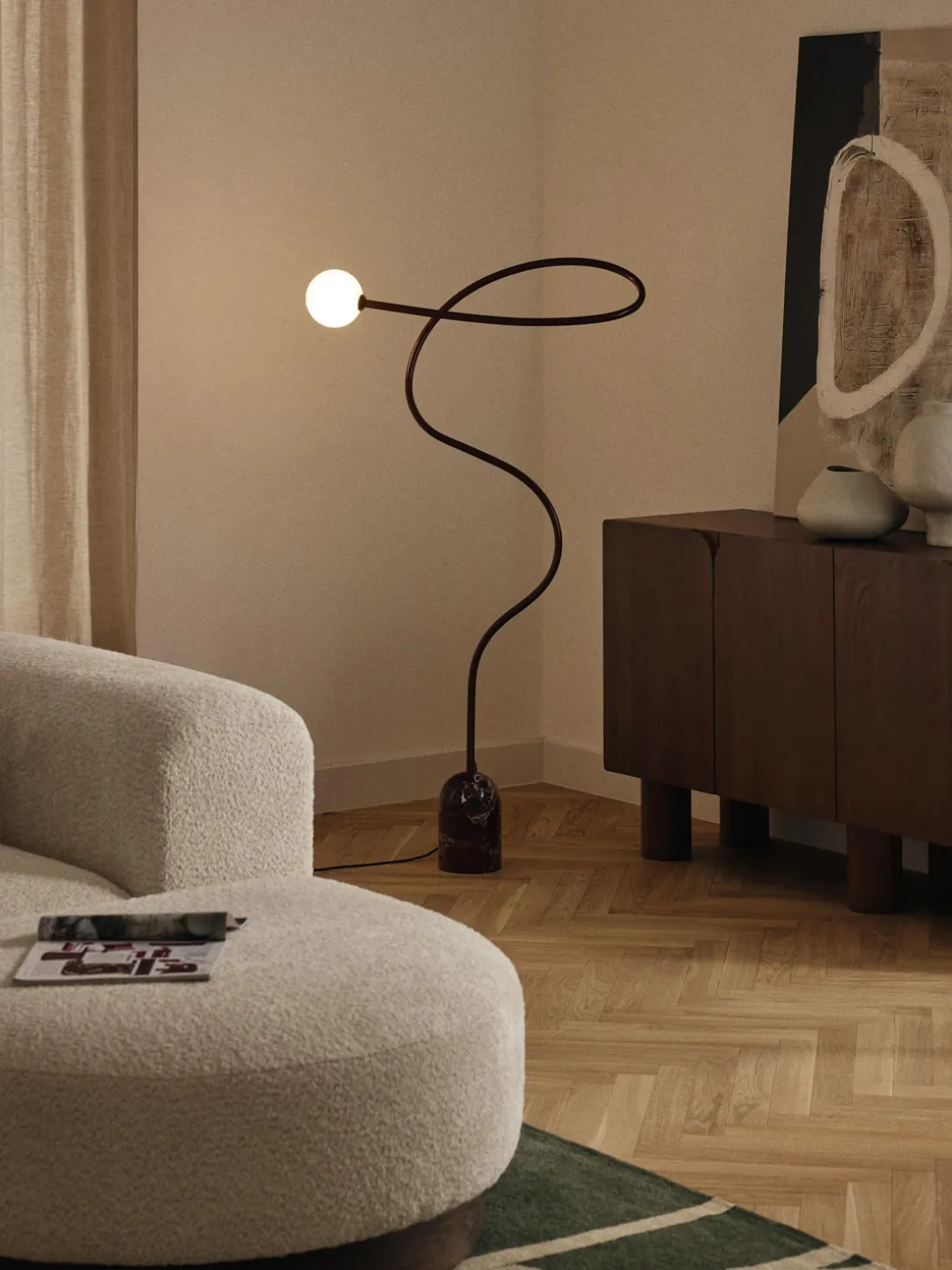 Lámpara de pie de mármol Alina