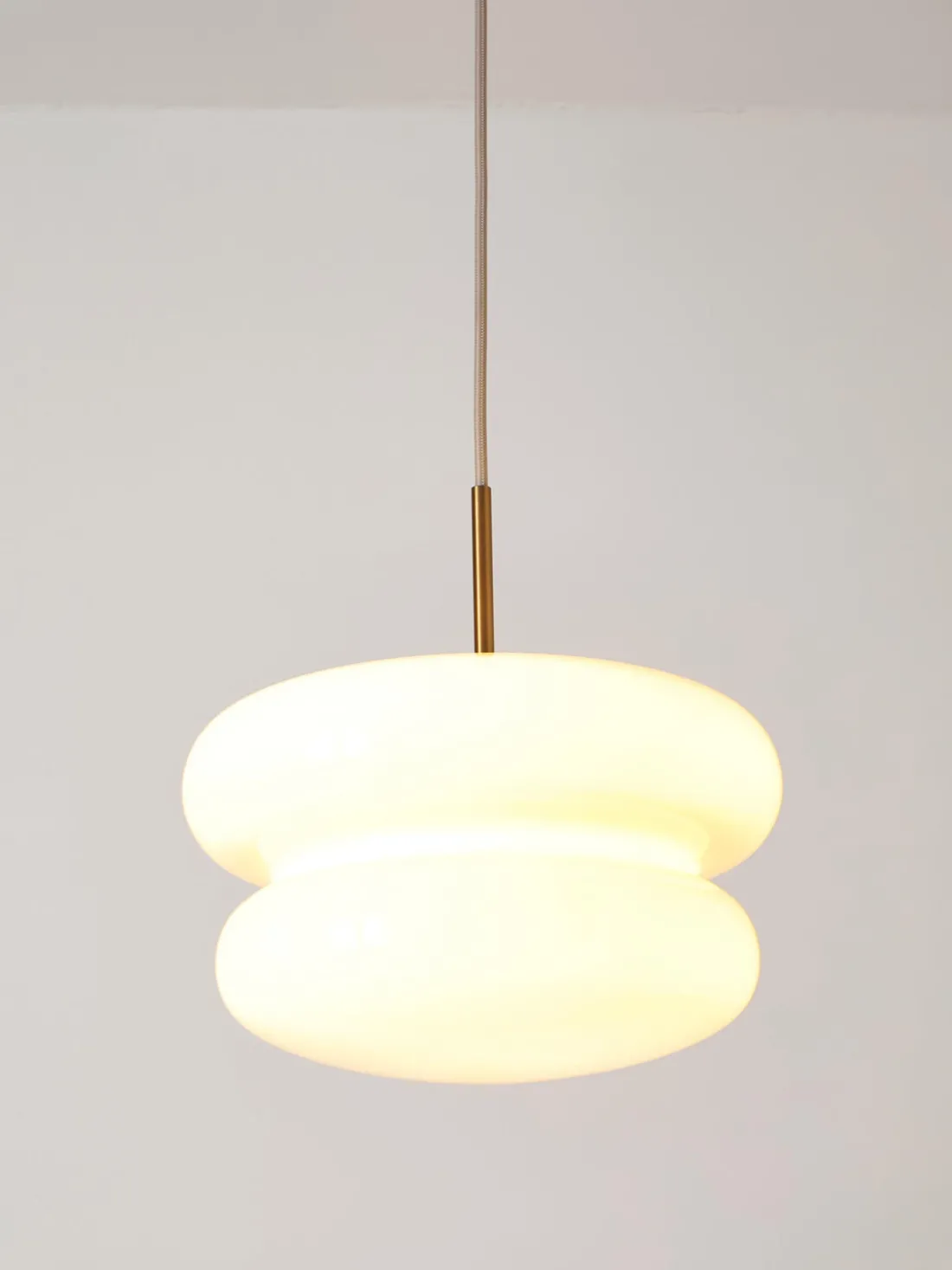 Lámpara de techo de vidrio opalino Baya