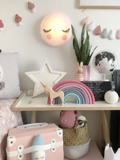 Lámpara infantil LED artesanal regulable Star, con función de temporizador