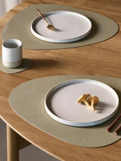 Manteles individuales asimétricos de cuero Curve, 4 uds.