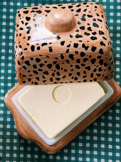 Mantequera pintada a mano Leopard