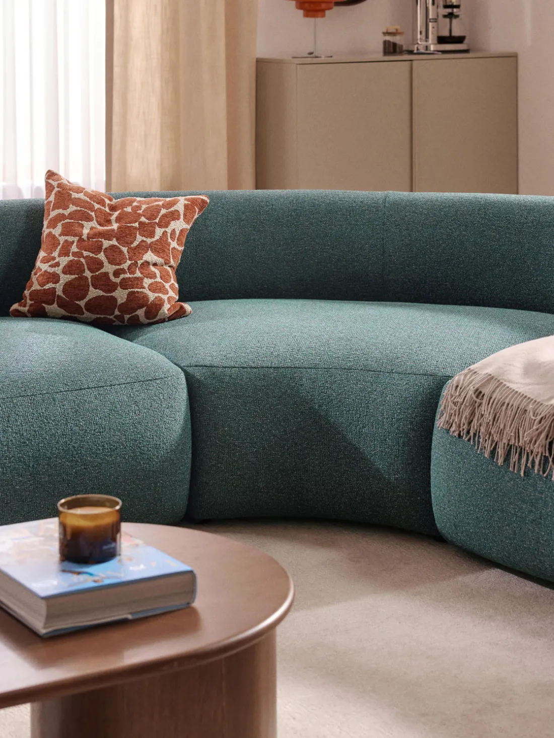 Módulo de esquina redondo en tejido bouclé Sofia