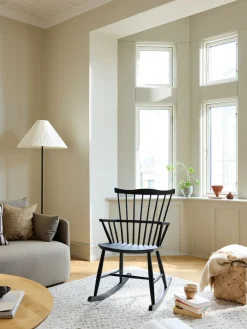 Mecedora de madera J52G