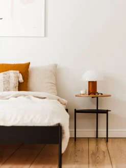 Mesa auxiliar redonda de madera Tu