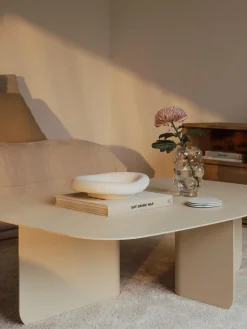 Mesa de centro artesanal Livia