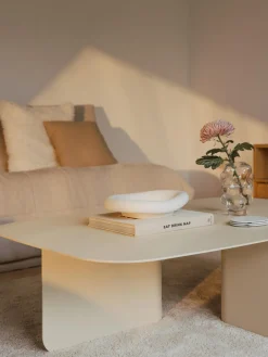 Mesa de centro artesanal Livia