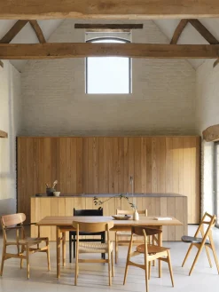 Mesa de comedor de madera de roble CH327, tamaños diferentes