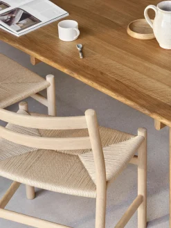 Mesa de comedor de madera de roble CH327, tamaños diferentes