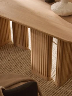 Mesa de comedor de madera de roble Jolka, tamaños diferentes