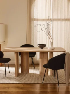 Mesa de comedor de madera de roble Jolka, tamaños diferentes