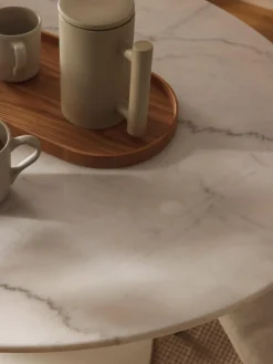 Mesa de comedor ovalada de mármol Miley, tamaños diferentes