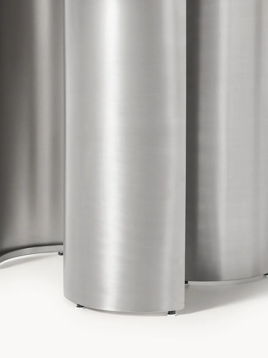 Mesa de comedor redonda con tablero de mármol Noam