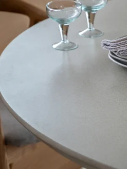 Mesa de comedor redonda Pedra, Ø 152 cm