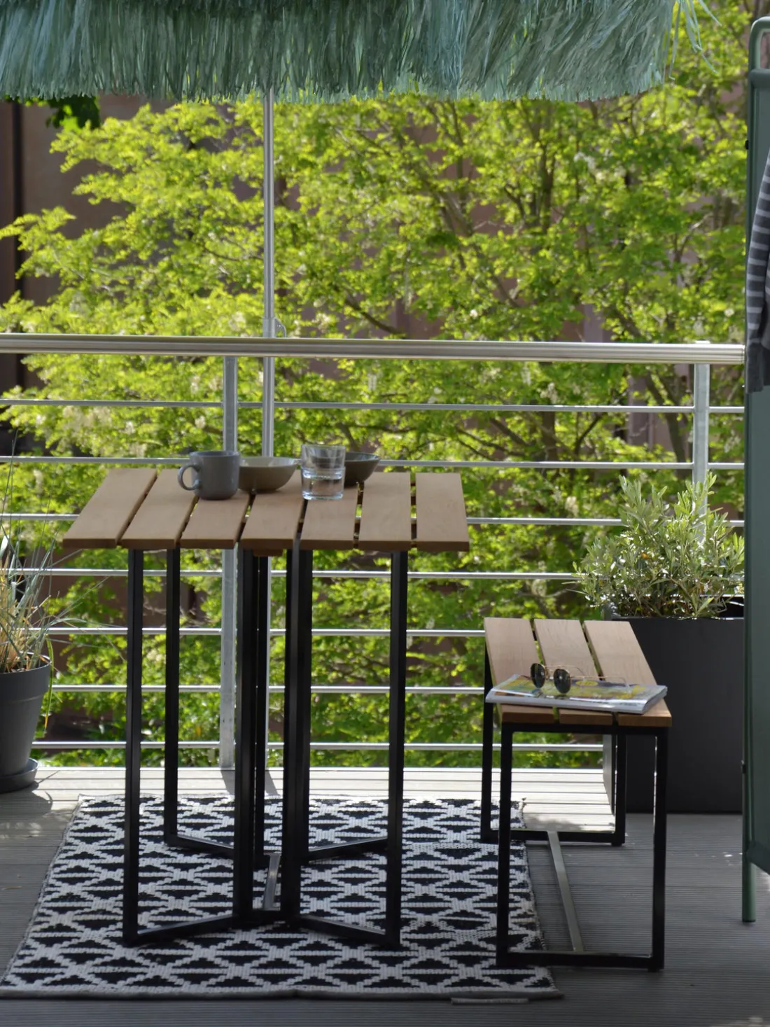 Mesa de jardín plegable de madera de teca Time, 100 x 69 cm