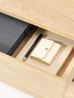 Mesilla de noche de madera Larsen