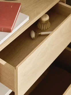 Mesilla de noche de madera Larsen