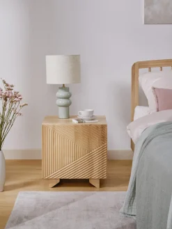 Mesita de noche de madera de fresno Louis