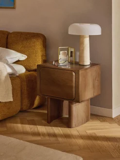 Mesita de noche de madera de roble Chandler