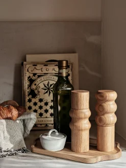 Molinillo de especias de madera de roble Edgar