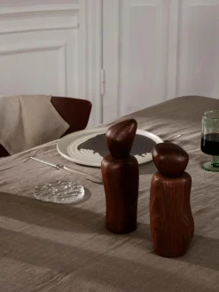 Molinillo de especias de madera de fresno Cairn