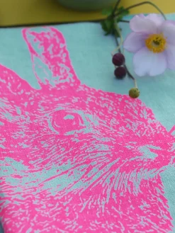 Paño de cocina de lino artesanal Wild Rabbit