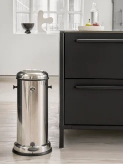 Papelera con pedal Vipp16