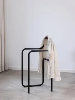 Perchero artesanal de metal James