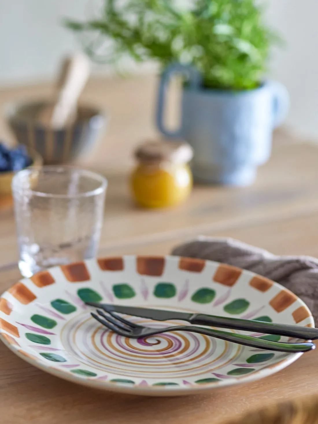 Plato llano artesanal Shama