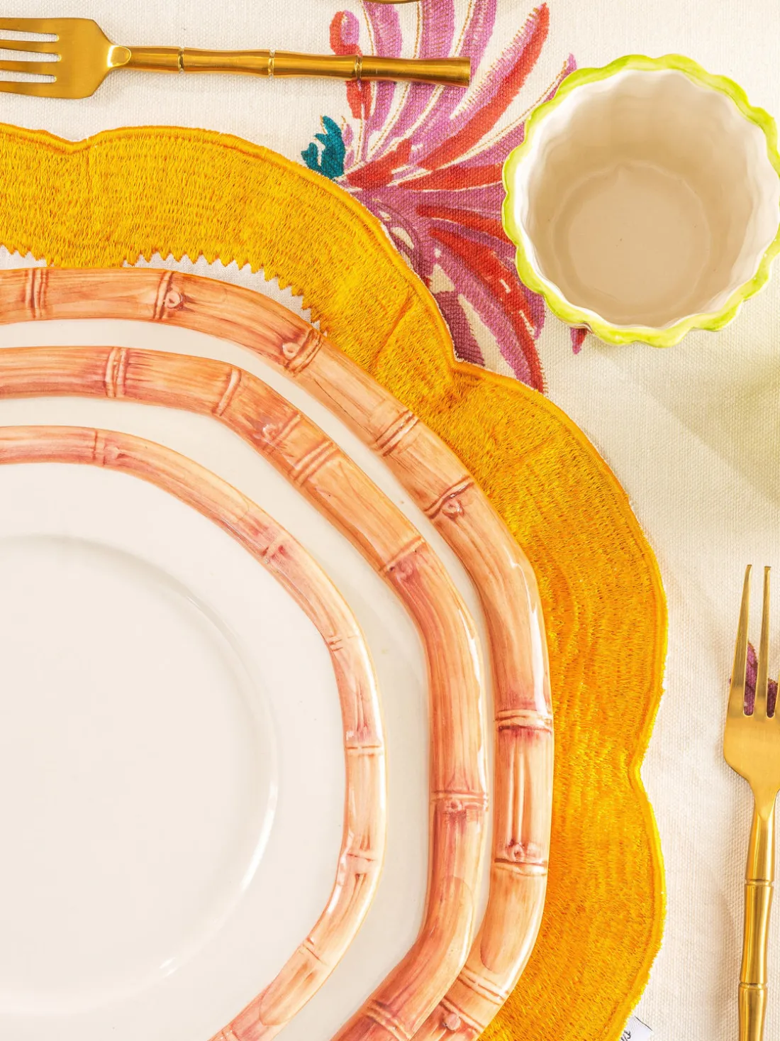 Plato postre pintado a mano Bamboo