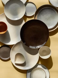 Platos llanos artesanales Nordic Coal, 4 uds.