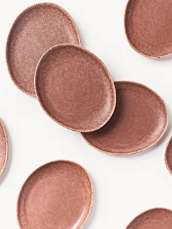 Platos llanos artesanales de forma orgánica Macey, 4 uds.