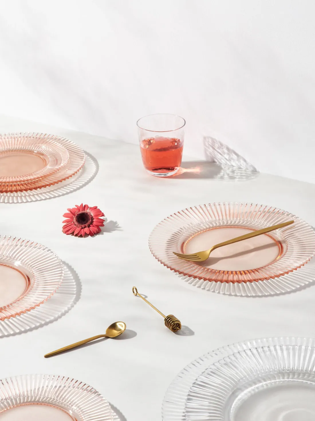 Platos llanos con relieves Effie, 4 uds.