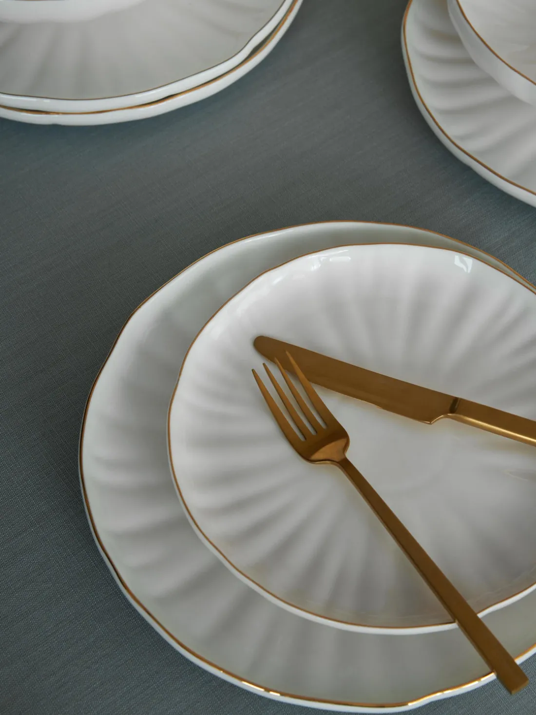 Platos postre de porcelana con relieves Sali, 2 uds.