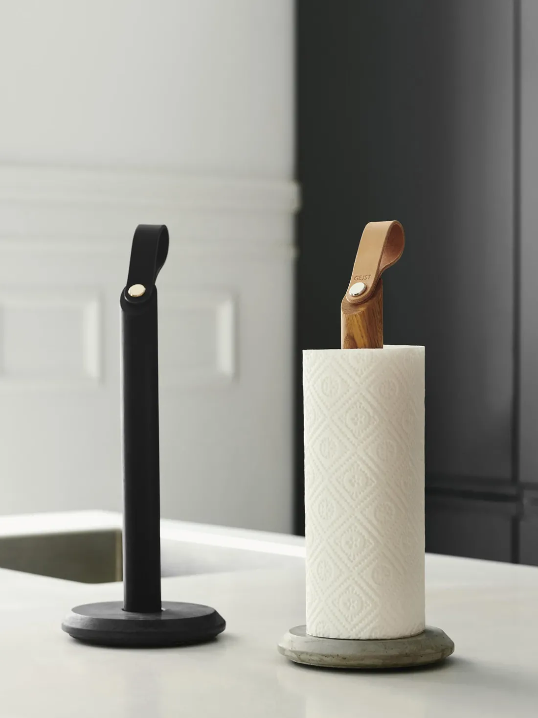 Portarrollos de cocina de madera de roble Grab