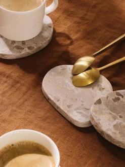 Posavasos asimétricos de mármol Lio, 4 uds.