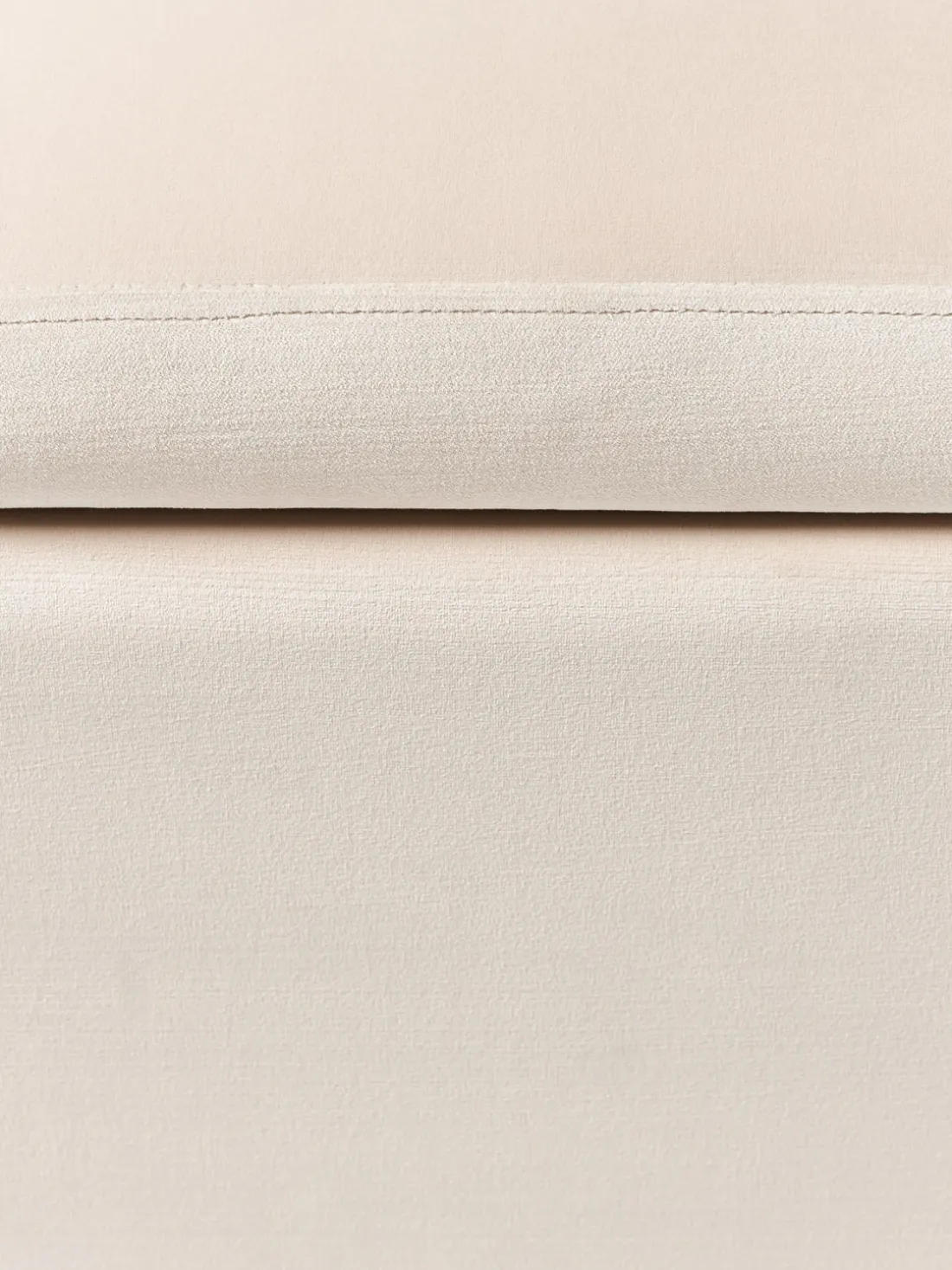 Puf de terciopelo con espacio de almacenamiento Winou