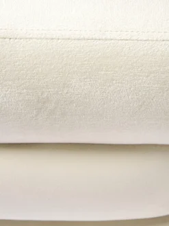 Puf de terciopelo Merle