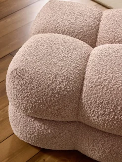 Puf en tejido bouclé Ellie