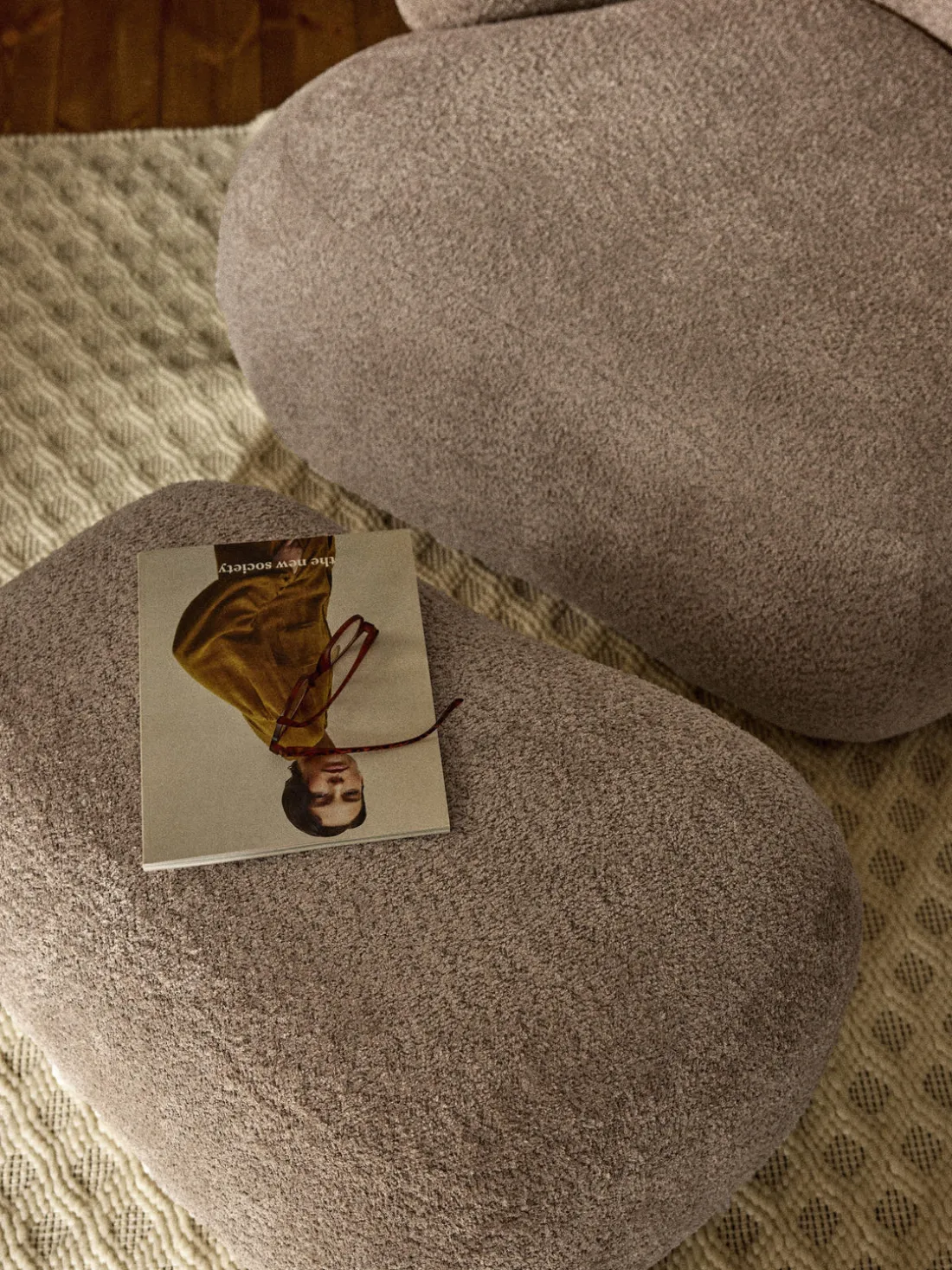 Puf reposapiés de borreguillo bouclé Alba